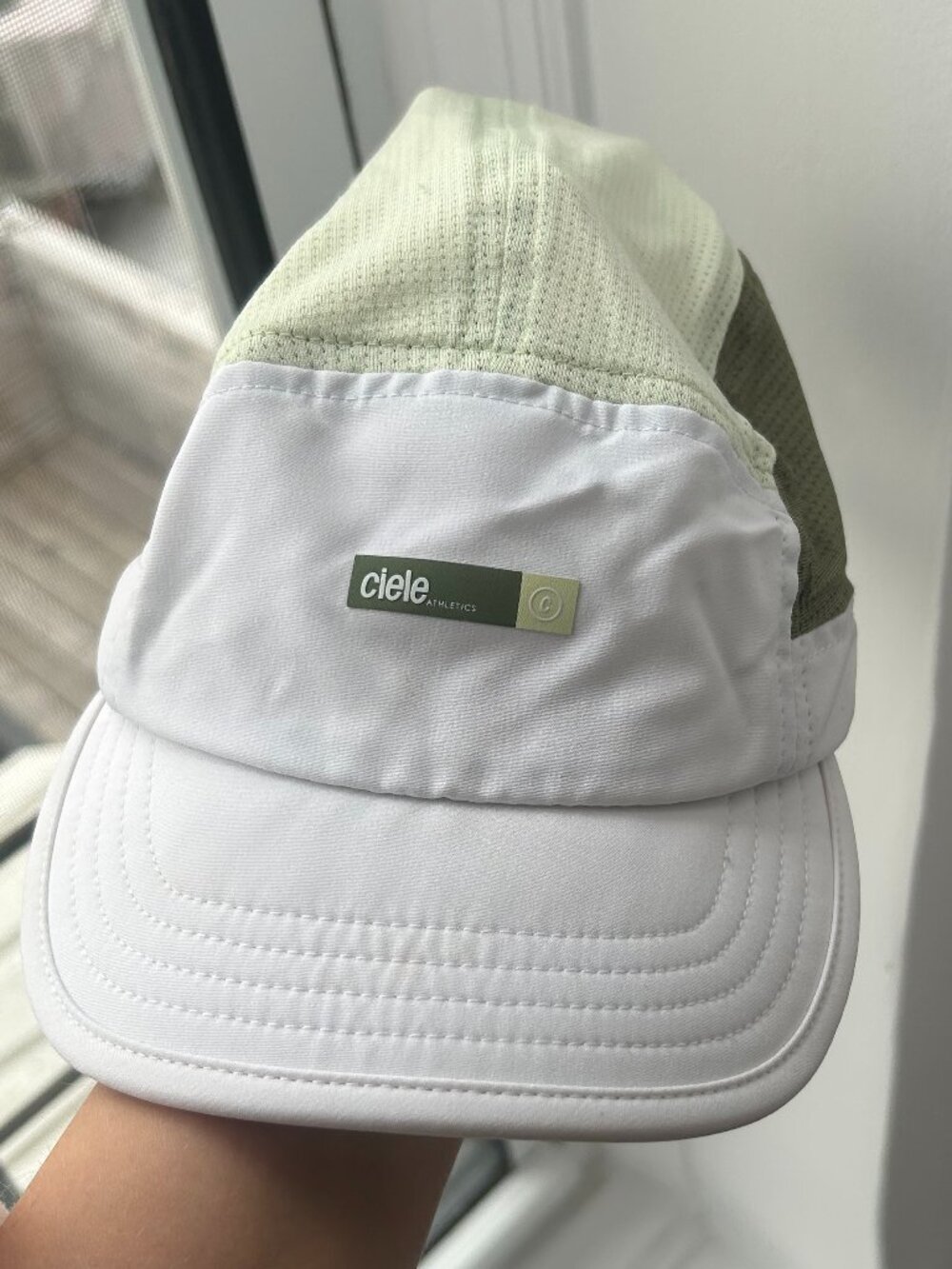 Ciele Athletics ALZCap Running Hat White Olive Colorblock 56.5cm